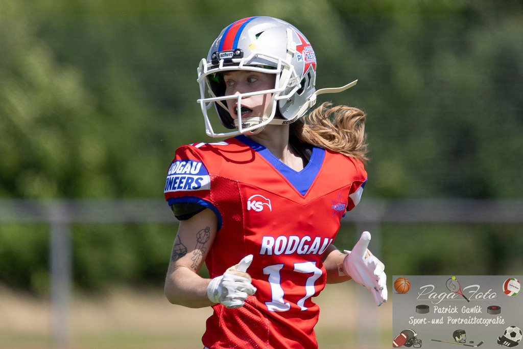 GFLW 1: German Football League Women 1: Rodgau Pioneers Ladies - Stuttgart Scorpions Sisters, 07.06.2026 | Sina Scherer (Rodgau Pioneers Ladies #17), Freisteller, Portrait / Porträt, Rodgau Pioneers Ladies - Stuttgart Scorpions Sisters, Rodgau, Maingau-Energie-Stadion "Am Weichsee", 7.6.2026 - Realisiert mit Pictrs.com