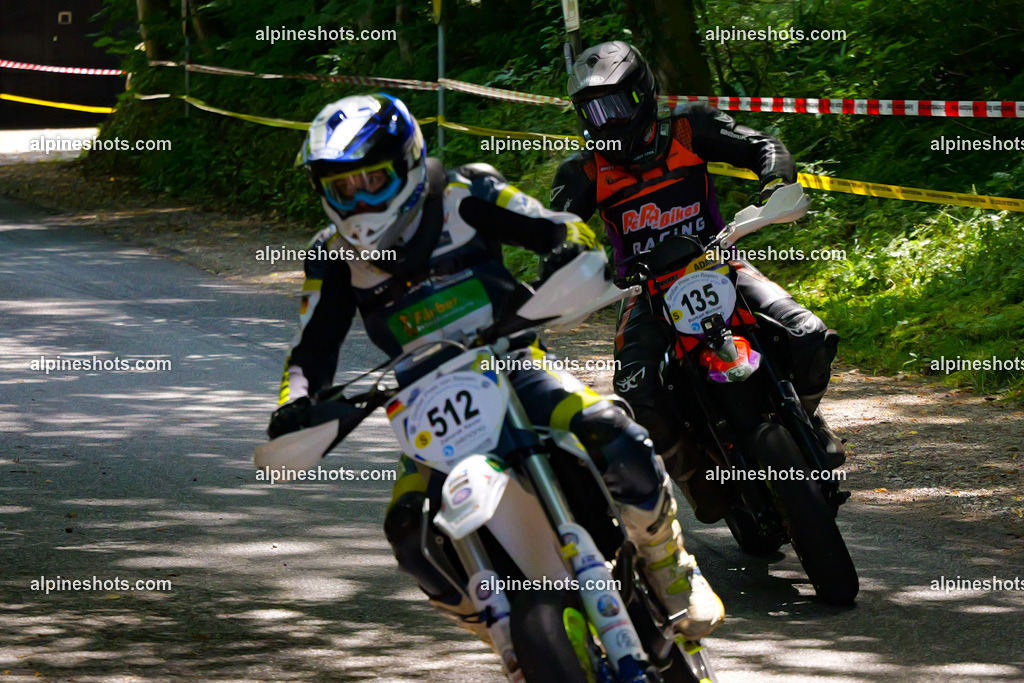 P1036756 | Erleben Sie atemberaubende, hochqualitative Fotos Ihrer Fahrt entlang der malerischen Alpenstraßen. Besuchen Sie alpineshots.com, um professionelle Aufnahmen Ihrer unvergesslichen Reise zu finden und zu kaufen - Realisiert mit Pictrs.com