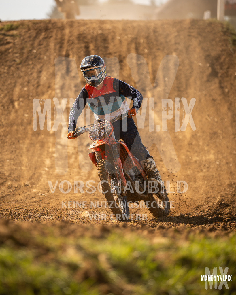 866A4033 | mxndyyvipix