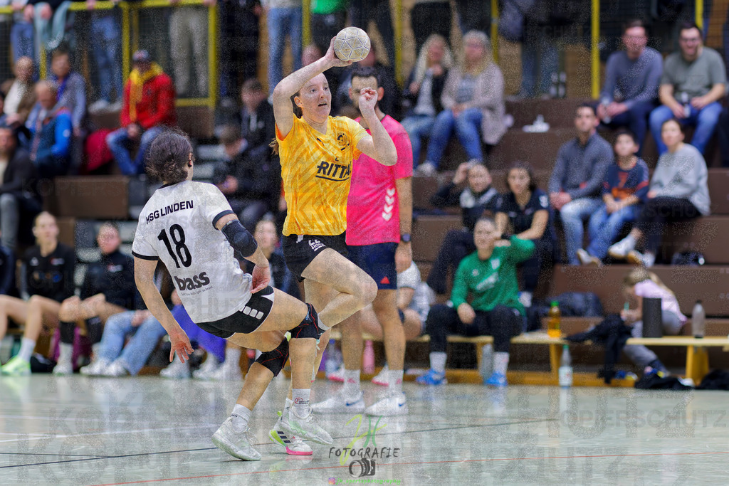 Frauen Oberliga Mitte (HHV); HSG Eibelshausen/Ewersbach - HSG Linden | Frauen Oberliga Mitte (HHV); HSG Eibelshausen/Ewersbach - HSG Linden am 15.11.2025 in Eibelshausen (Holderberghalle)Photo © 2025 - Jörg Heinrich - Realisiert mit Pictrs.com