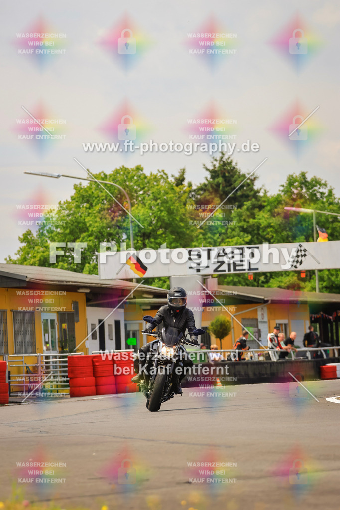 _DSK2610 | Hier findet Ihr Bilder von Touristenfahrten auf der Nürburgring Nordschleife oder von anderen Veranstaltungen die ich besucht habe. Viel Spass beim Durch Schauen 