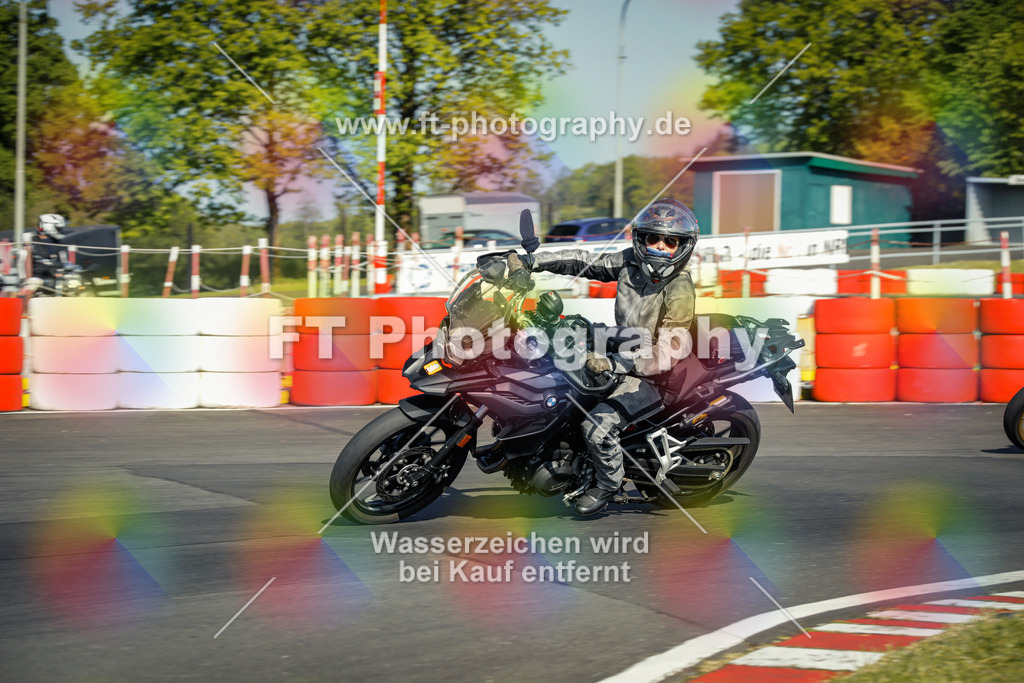 OBK_Mai_Volker_Adam-10089 | Hier findet Ihr Bilder von Touristenfahrten auf der Nürburgring Nordschleife oder von anderen Veranstaltungen die ich besucht habe. Viel Spass beim Durch Schauen 
