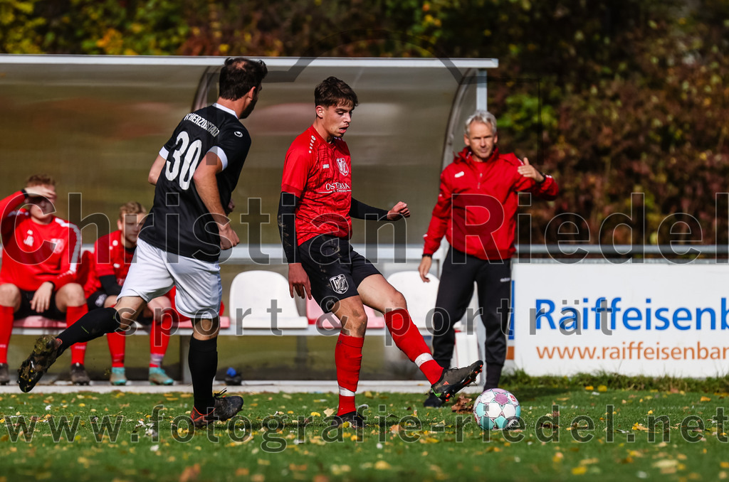 2023-11-05_034_FC_Herzogstadt_gegen_TuS_Oberding | Erding, Deutschland, 05.11.2023:
Fußball, Kreisklasse 2023 / 2024, 14. Spieltag, FC Herzogstadt gegen TuS Oberding, Endergebnis: 4:5

Thomas Greckl (FC Herzogstadt, #30), Quirin Sepp (TuS Oberding, #27)

Foto: Christian Riedel / fotografie-riedel.net