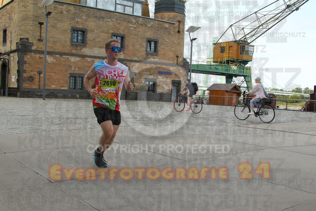 250920_1516_EV4_8322 | Sportfotografie im Rhein-Sieg Kreis, Köln, Bonn, NRW, Rheinland Pfalz, Hessen, etc. Unser Tätigkeitsfeld umfasst den Laufsport vom Volkslauf über den Marathon, Duathlon, Triathon bis zum Ultralauf wie Kölnpfad Ultra oder Schindertrail.