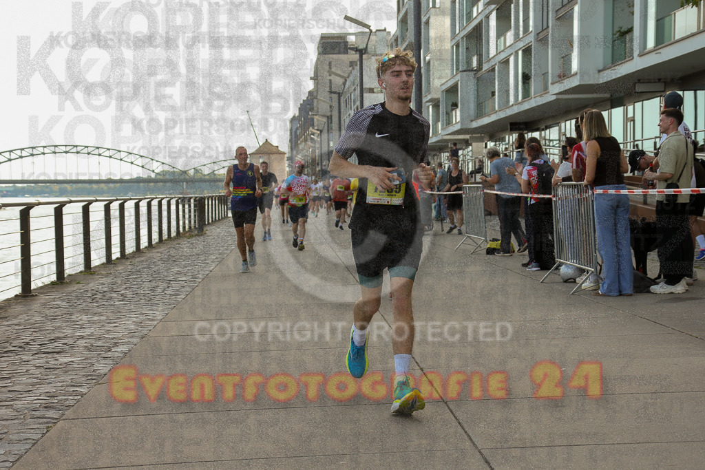 250920_1450_EX1_7845 | Sportfotografie im Rhein-Sieg Kreis, Köln, Bonn, NRW, Rheinland Pfalz, Hessen, etc. Unser Tätigkeitsfeld umfasst den Laufsport vom Volkslauf über den Marathon, Duathlon, Triathon bis zum Ultralauf wie Kölnpfad Ultra oder Schindertrail.