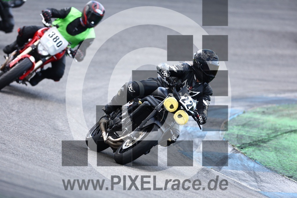0022-20240624_01778 | Schöne Erinnerungen an spannende Momente - das festzuhalten ist unser Job. PIXELrace.de ist seit 2003 auf den Rennstrecken Europas unterwegs um die Action draußen beim Fahren und die wunderbare Stimmung imm Fahrerlager für euch einzufangen.