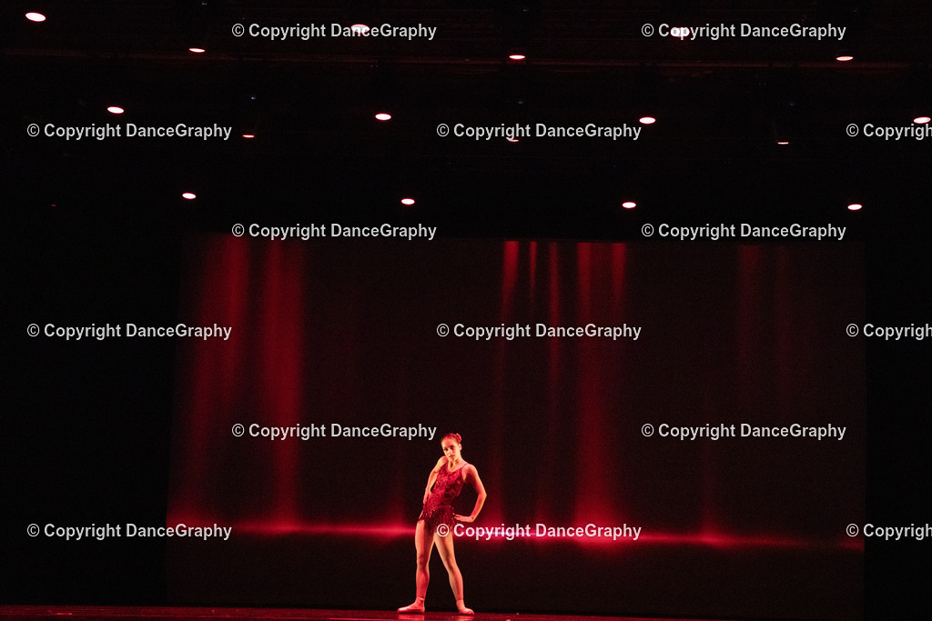 GPHY6750 | DanceGraphy - Realisiert mit Pictrs.com