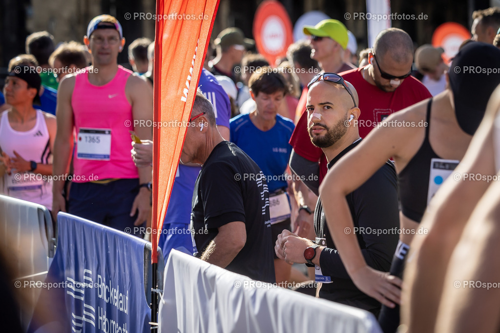 44. Kölner Brückenlauf; Koeln, 14.09.25 | Impressionen vom 44. Kölner Brückenlauf am 14.09.25 am Schokoladenmuseum in Koeln. Foto: BEAUTIFUL SPORTS/Leah Kohring
