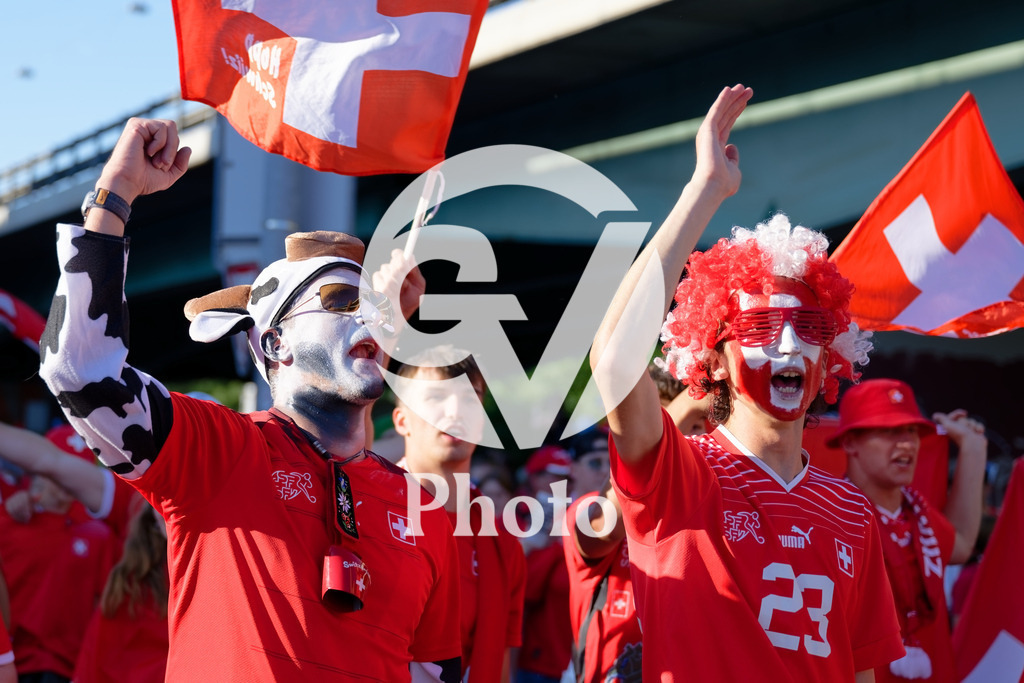Finland v Switzerland: UEFA Women's EURO 2025 Group A | GENEVA, SWITZERLAND - JULY 10: Fans of Switzerland with flags and banner  during the UEFA Women's EURO 2025 Group A match between Finland and Switzerland at Stade de Geneve on July 10, 2025 in Geneva, Switzerland. (Photo by Giuseppe Velletri/Sports Press Photo/Getty Images)