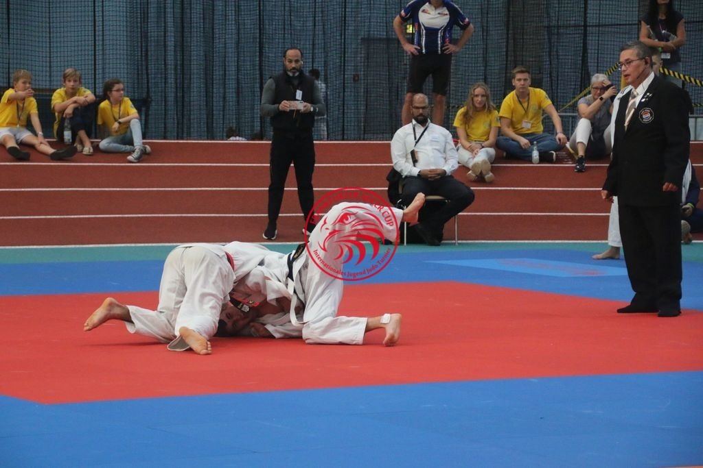 MSY-2022-10-30-7937 | Fotos vom Adler Cup - Pictures from Adler Cup

Hier findet Ihr alle Eindrücke und großen Momente der Adler Cup Wochenenden. Here you will find all impressions and great moments of the Adler Cup weekends. - Realisiert mit Pictrs.com