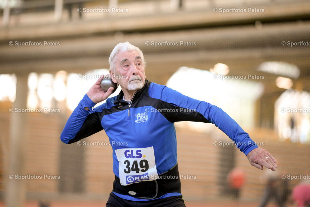 Deutsche Hallenmeisterschaften Masters - Samstag_1 | Deutsche Meisterschaften Halle Masters am 02.03.2024 in Dortmund 

Foto: Kai Peters - Realisiert mit Pictrs.com