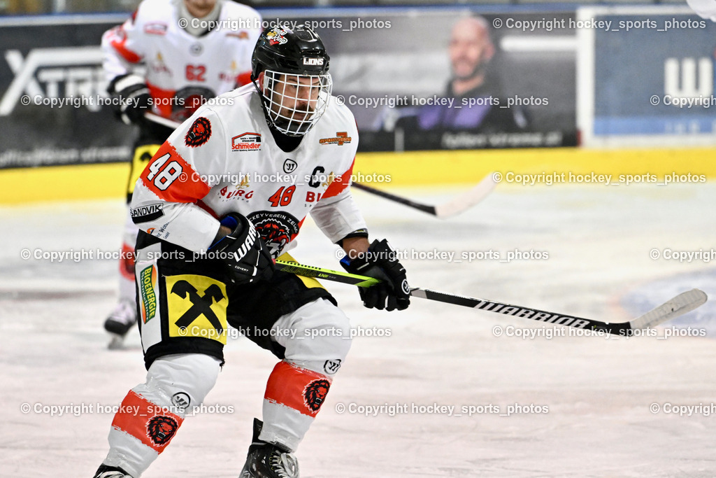 ESC SPARKASSE STEINDORF vs. EV ZELTWEG MURTAL LIONS | #48 Stolz Stefan EV ZELTWEG MURTAL LIONS, ESC SPARKASSE STEINDORF vs. EV ZELTWEG MURTAL LIONS, ESC SPARKASSE STEINDORF vs. EV ZELTWEG MURTAL LIONS am 27.12.2025 in Steindorf (Ossiachersee Halle), Austria, (Photo by Bernd Stefan)
