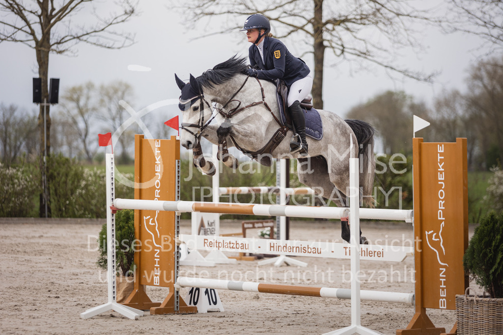 230426_HofSosath_2Ph-L-Spr-860 | Deine schönsten Turniermomente als professionelle Fotos! Entdecke hochwertige Pferdesport-Fotografie im Online-Shop. Jetzt Fotos finden & bestellen!