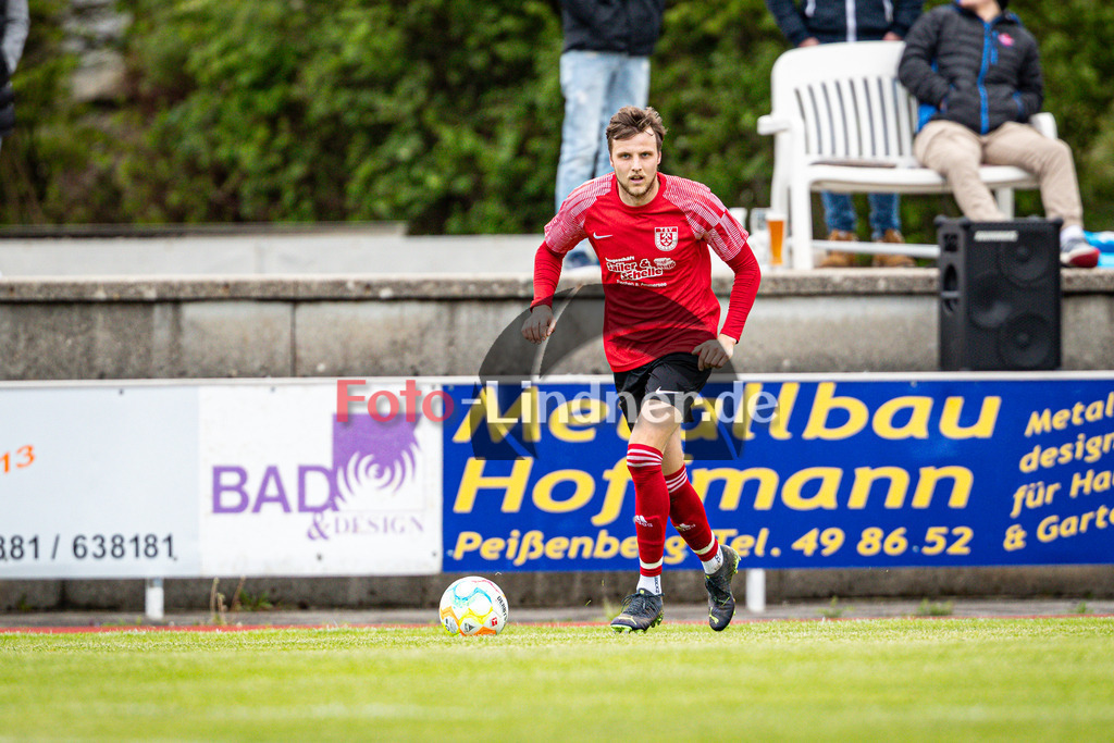 TSV Peißenberg vs WSV Unterammergau | Abstiegs Qualifikationsrunde Kreisliga Gruppe C, TSV Peißenberg vs WSV Unterammergau, 20240420,
Hannes KUNTERWEIT (TSVP 4) in Aktion,
2024-04-20 in Peißenberg (Sportplatz Peißenberg)
4 Hannes KUNTERWEIT (TSVP 4)
Copyright: WolfgangxLindner www.foto-lindner.de