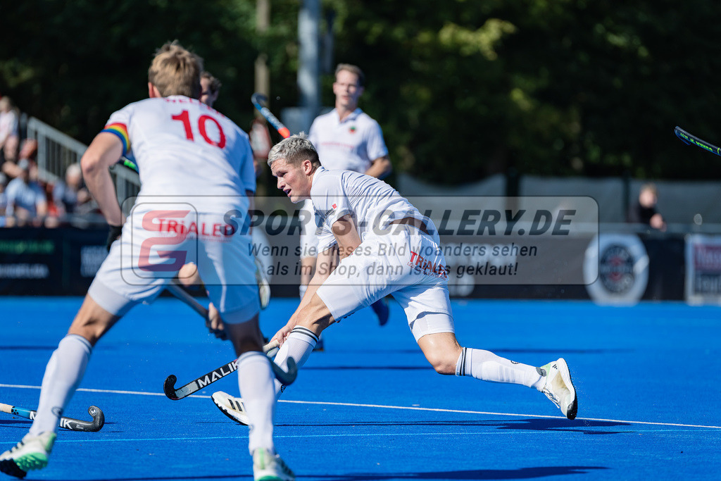 HK_20231001_104901 | 1.Bundesliga Herren Crefelder HTC - Harvestehuder THC am 1.10.2023 CHTC, Krefeld , Julius Hayner ( Crefelder HTC #6 )