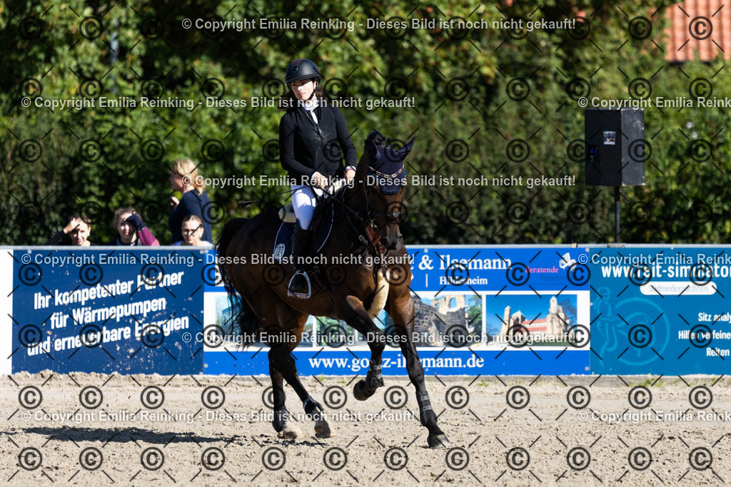 CL5A4060 | Emilia Reinking Fotografie - Realisiert mit Pictrs.com