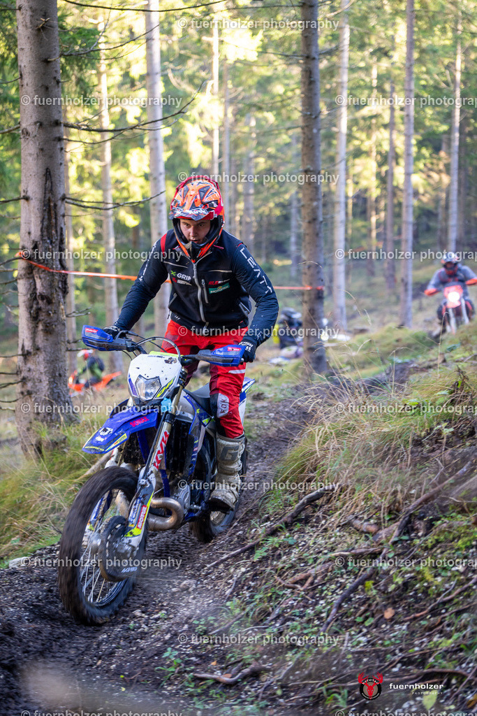 fuernholzer_241026-C2-83 | Fotografische Impressionen von der Red Stag Enduro Extreme by fuernholzer-photography.com. Endurosport in Österreich fotografisch festgehalten von fuernholzer. Auftragsfotografie für Private, Gewerbefotos und Industriefotografie. Eventfotografie, Sportfotografie und Motorsportfotografie. Anbieter von Fotoworkshops, Fototraining, fotografischen Vorträgen und Fotoseminaren.