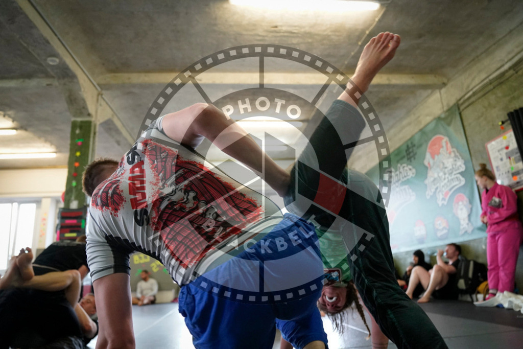 20240413PBB7318 | Fighters compete during the Grapplethon 24hours of rolling for a reason in Hamburg, Germany, on April 13, 2024.