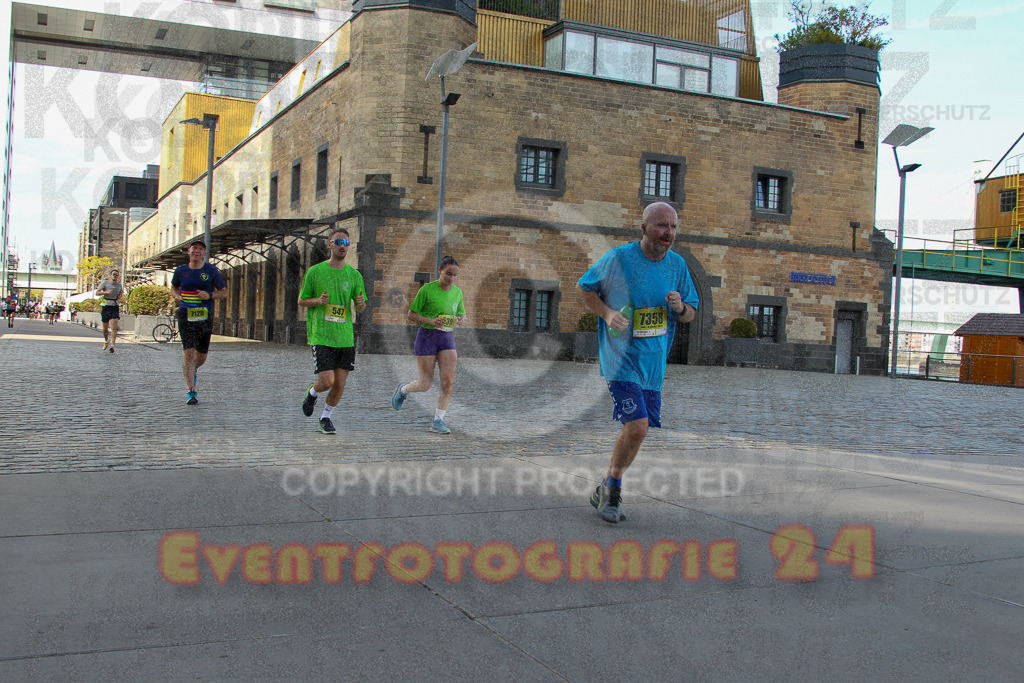 250920_1456_EV4_7653 | Sportfotografie im Rhein-Sieg Kreis, Köln, Bonn, NRW, Rheinland Pfalz, Hessen, etc. Unser Tätigkeitsfeld umfasst den Laufsport vom Volkslauf über den Marathon, Duathlon, Triathon bis zum Ultralauf wie Kölnpfad Ultra oder Schindertrail.