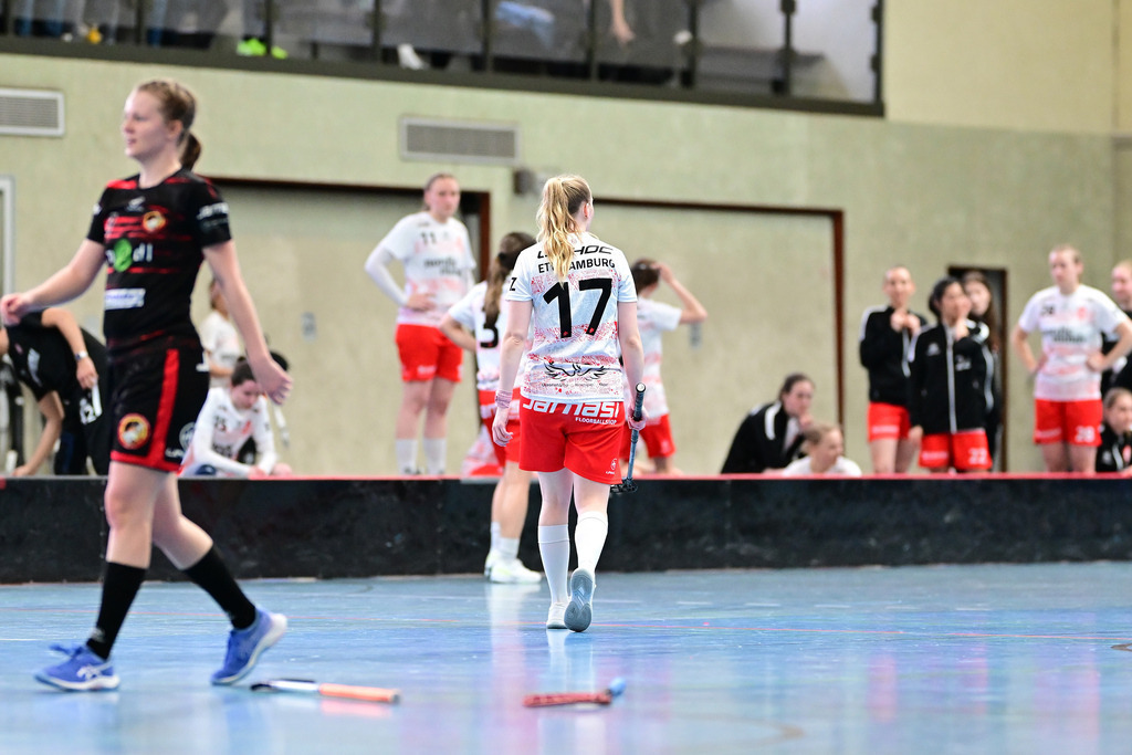 Floorball I Frauen I Saison 2023-2024 I 1. Frauen Floorball-Bundesliga I Playoffs 3. Spieltag I ETV Lady Piranhhas Hamburg - Dümptener Füchse | Der Sportfotograf. - Realisiert mit Pictrs.com