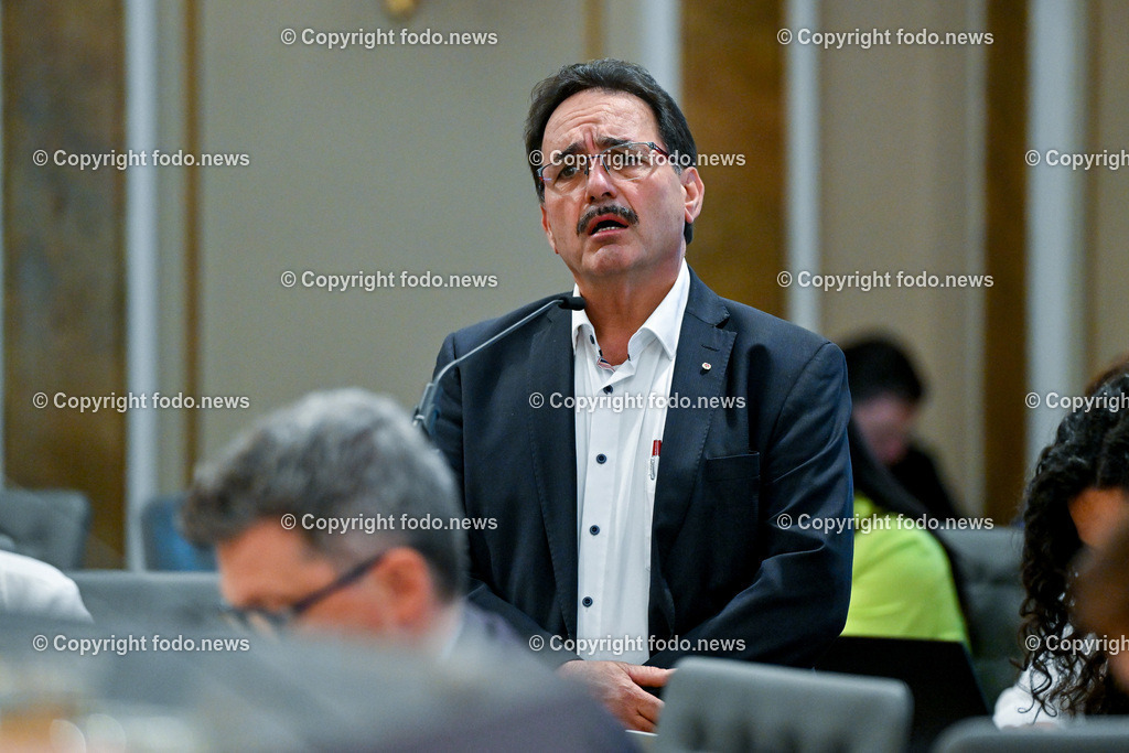 Landhaus Linz_ Promenade_ Landtagssitzung_ 13.06.2024-67 | 13.04.2024, Landhaus Linz AUT, Promenade, Landtagssitzung, im Bild Erich Wahl (SP, LAbg.)