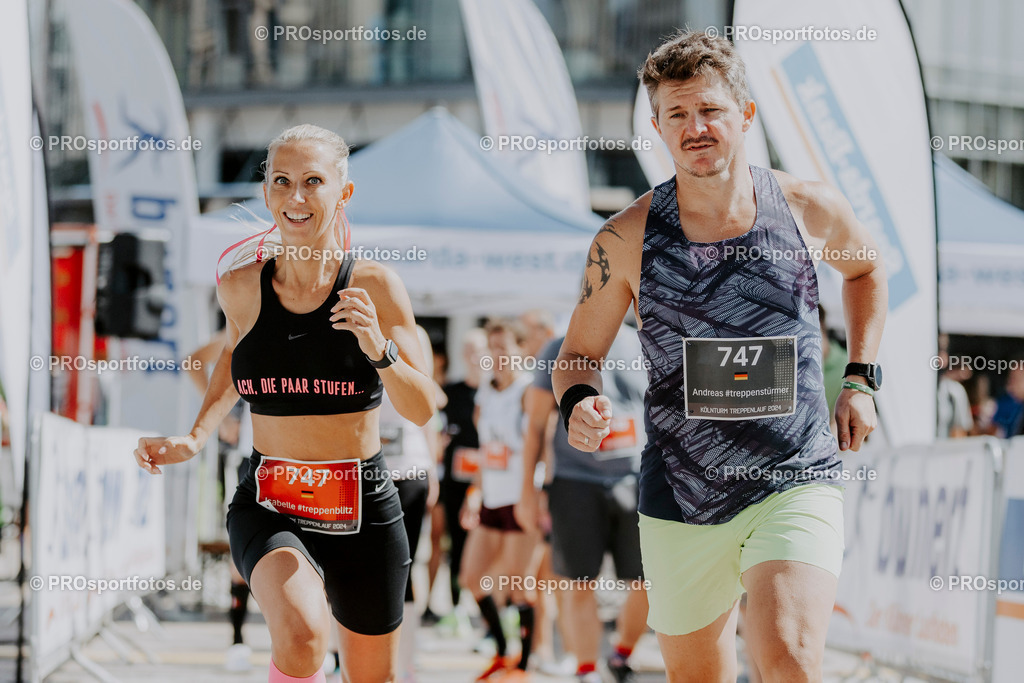 240825_Treppenlauf-192 | Professionelle Fotos Ihrer Laufsportveranstaltung.