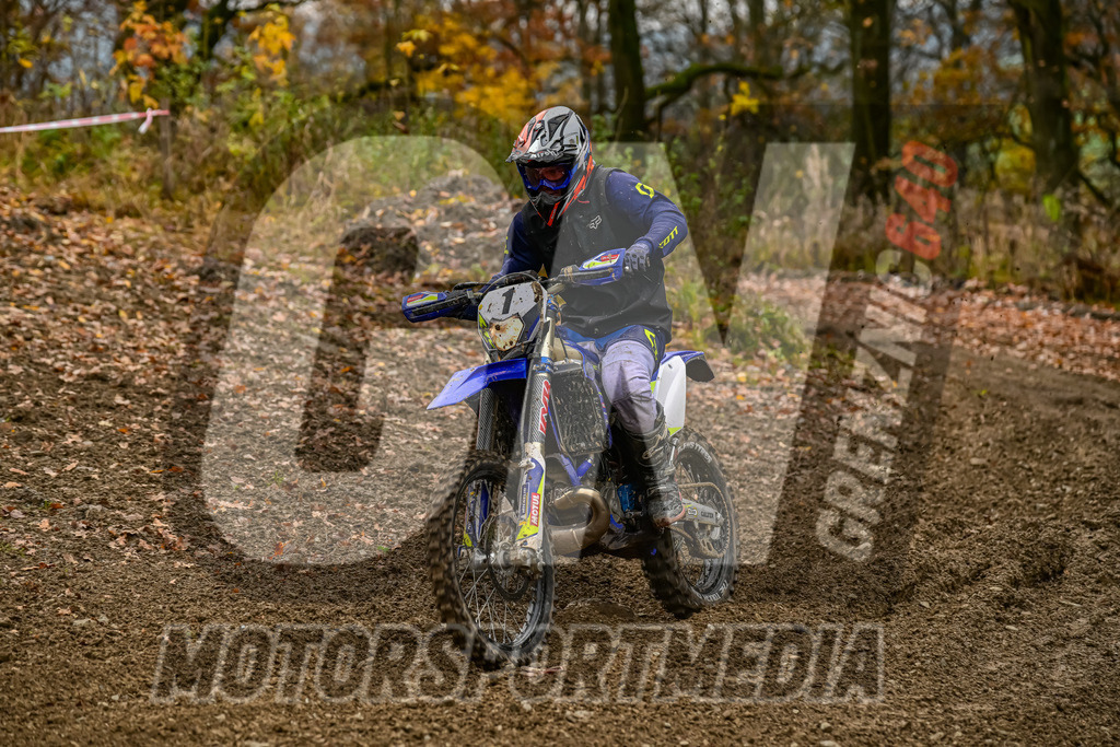 NZ8_5866 | grenznic640