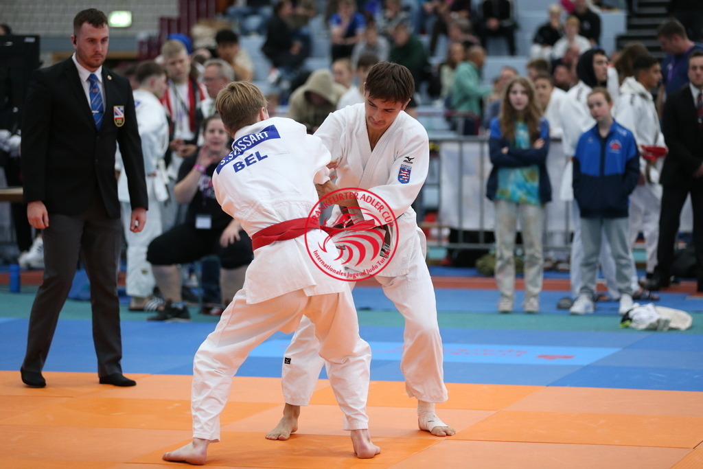 AT3Y0695 | Fotos vom Adler Cup - Pictures from Adler Cup

Hier findet Ihr alle Eindrücke und großen Momente der Adler Cup Wochenenden. Here you will find all impressions and great moments of the Adler Cup weekends. - Realisiert mit Pictrs.com