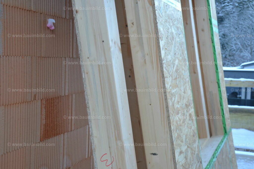 bib-lg09-holzbau-0007 | Nach LV-Leistungsgruppen sortierte Detailfotos über den Bau eines Hauses. Alle Hausbau-Bilder direkt vom Urheber und Autor der Website Haus-Selber-Bauen.com