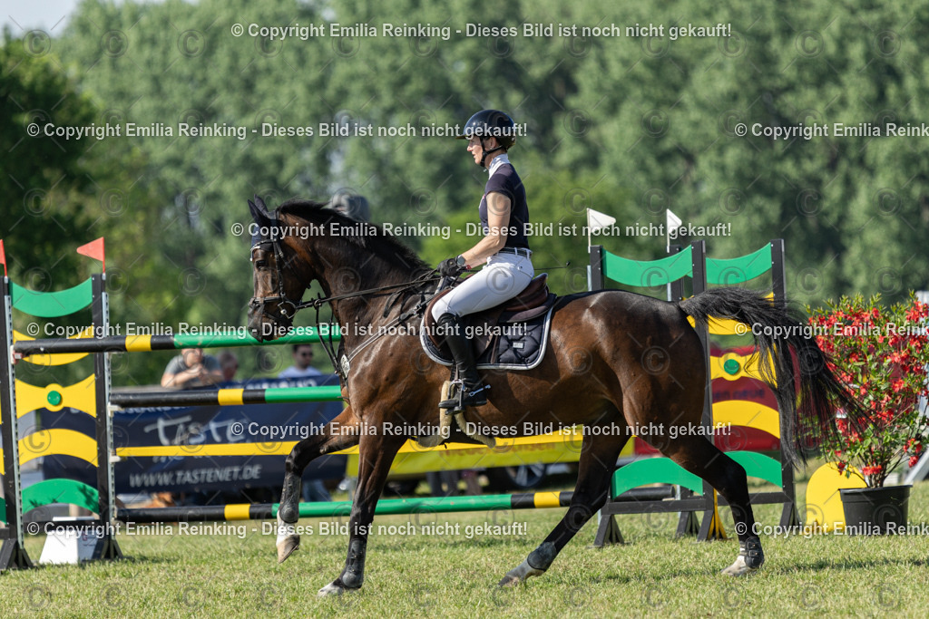 CL5A5506 | Emilia Reinking Fotografie - Realisiert mit Pictrs.com