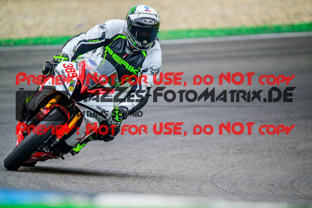 MaZZes_FotoMatrix_240614_6007705_4465 | GELB