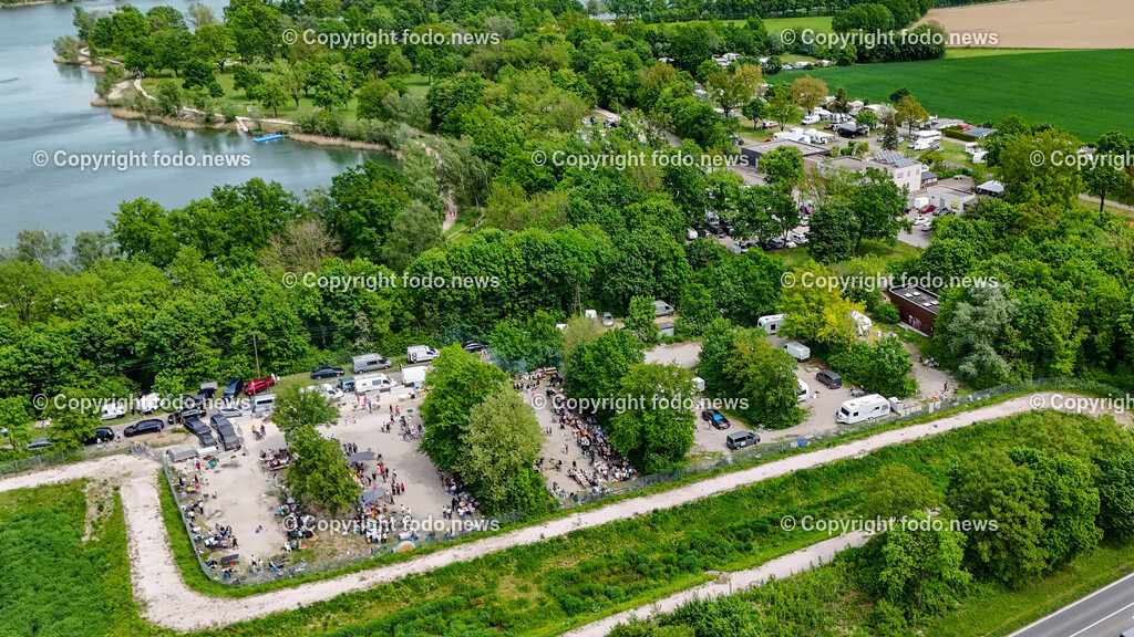 Pichlingersee_ Roma_ Sinti_ Camping_ Linz_ 01.05.2024-3 | 01.05.2024, Pichlingersee, AUT, Roma, Sinti, Camping, Durchreiseplatz, im Bild Campingflaeche, Wohnwagen, Grillplatz, Drohne