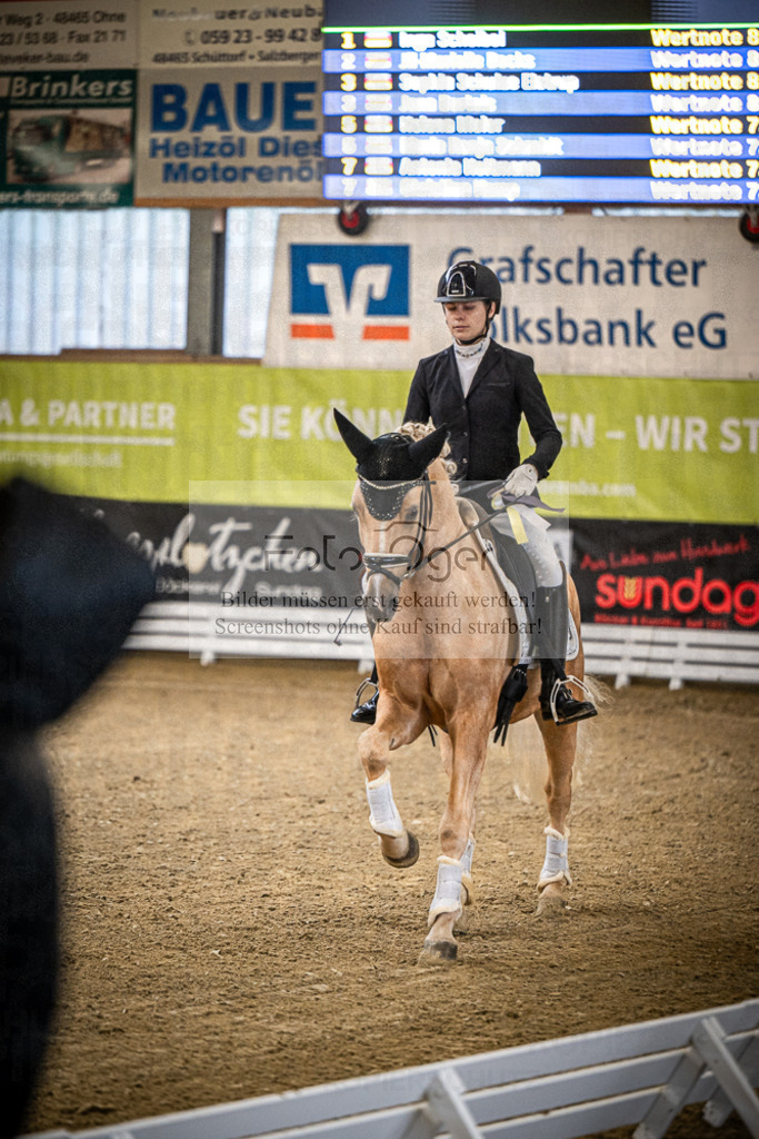 DOS_0093 | Entdecke hochwertige Reitturnierfotos von Foto Oger. Professionell, emotional und authentisch – jetzt Lieblingsmomente im Shop bestellen.Deutschlandweite Turnierfotografie. - Realisiert mit Pictrs.com