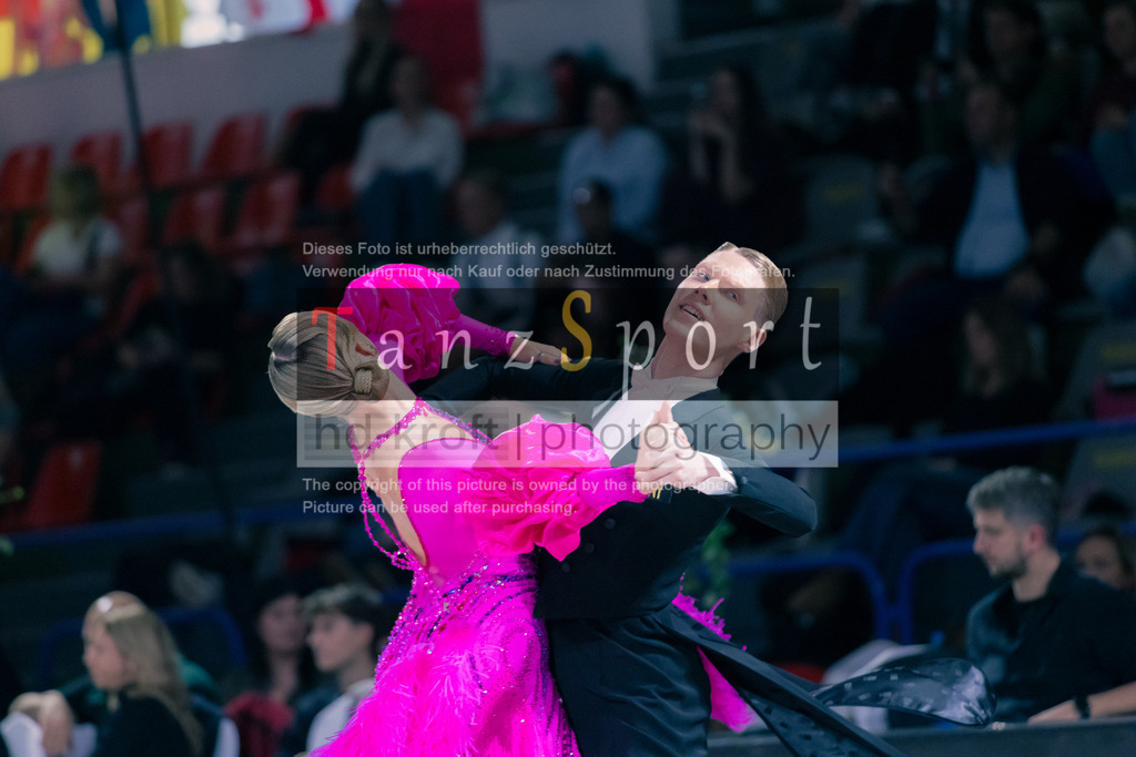 IMG_7192 | Tanzsportbilder, Standardtanz, Lateintanz, WDSF, DTV, LTVB, dancecomp, goc, hessen tanzt, blaues band der spree, walzer, tango, wiener walzer, slowfox, quickstepp, samba, rumba, cha-cha-cha, paso doble. jive, hd-kroft photography, turniertanzsport