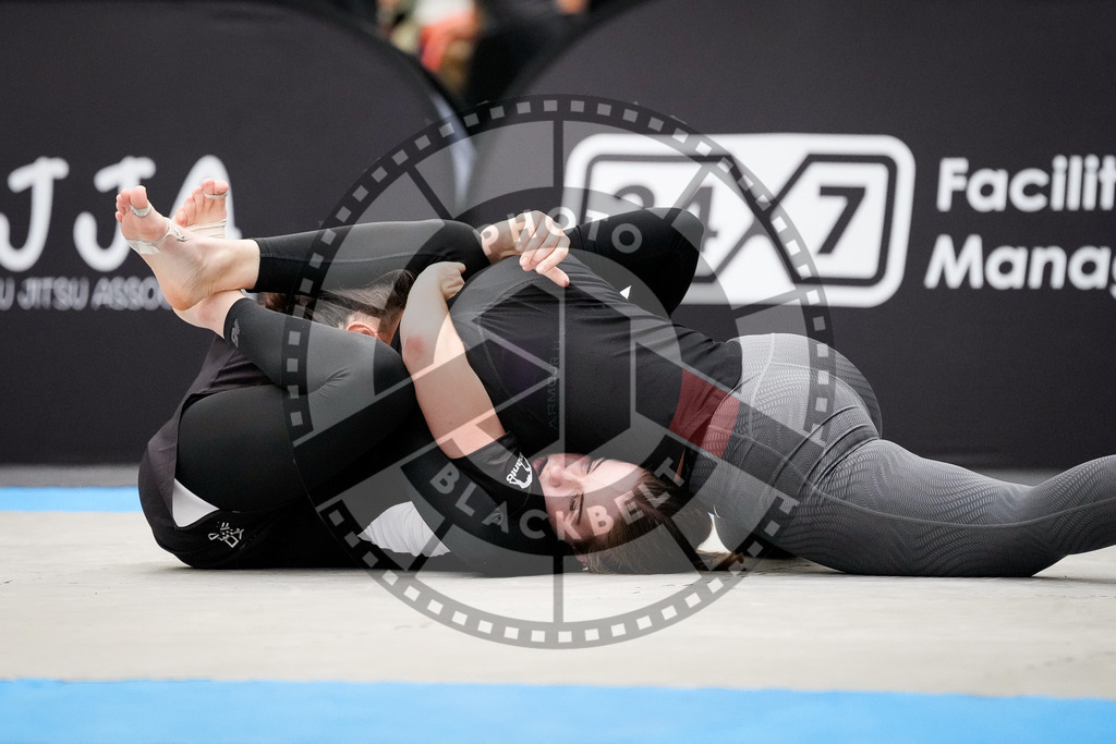 20250920PBB6563 | Athletes compete during the AJP Tour Hamburg International Jiu-Jitsu Championship, on September 20, 2025 in Hamburg, Germany. © Chiara Dazi / photoblackbelt