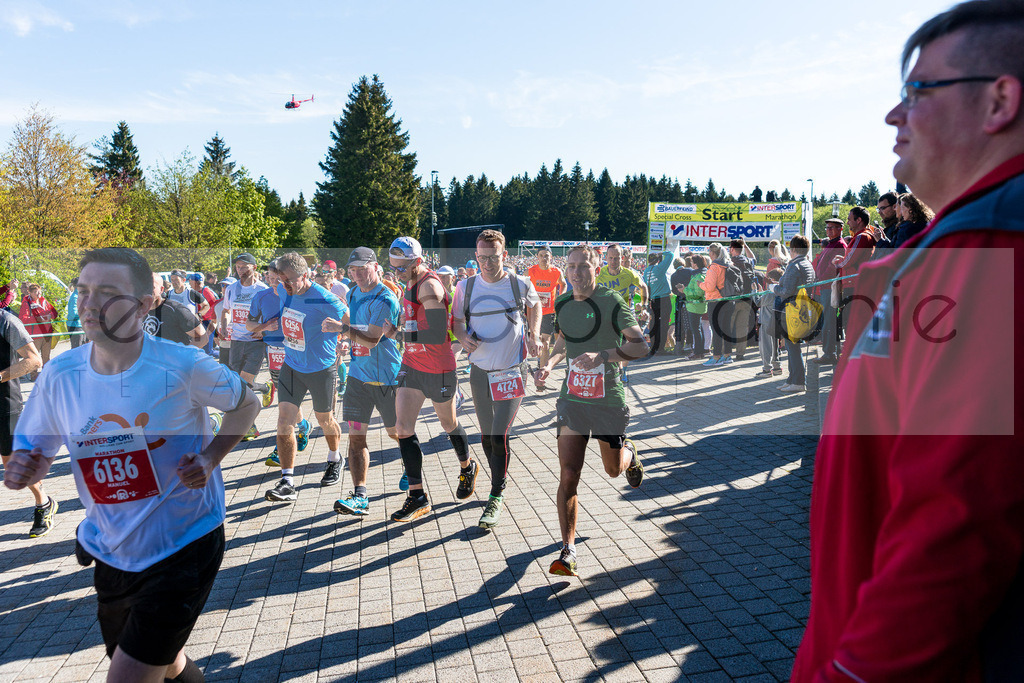 Rennsteiglauf 2019 | Marathon Neuhaus/Rwg. - Schmiedefeld am 18. Mai 2019
