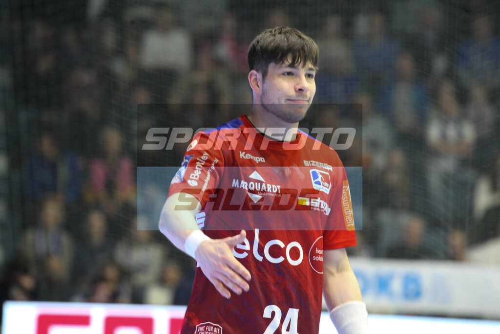 VFL Gummersbach - Füchse Berlin | Elias Fügel - © Sportfoto-Sale (MK) - Realisiert mit Pictrs.com