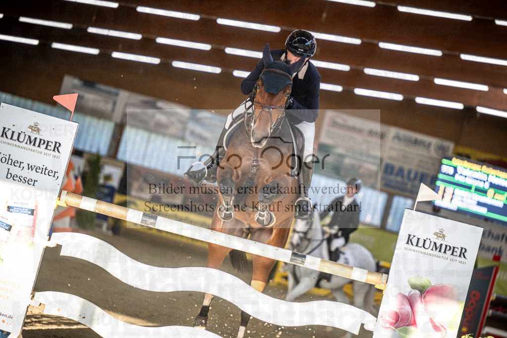 DOS_3331 | Entdecke hochwertige Reitturnierfotos von Foto Oger. Professionell, emotional und authentisch – jetzt Lieblingsmomente im Shop bestellen.Deutschlandweite Turnierfotografie. - Realisiert mit Pictrs.com