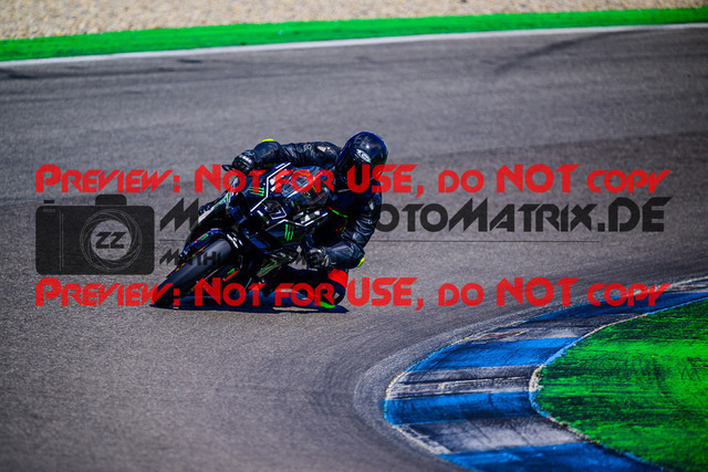 MaZZes_FotoMatrix_240520_6007705_5631 | WEISS