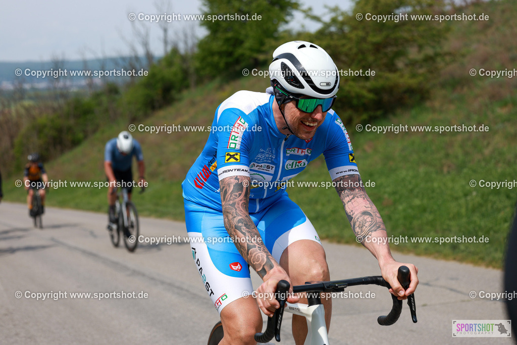 229_AR6_0170 | Neusiedlersee Radmarathon 2026@sportshot_your_pictrs #yourpictures#roadtowm2029 #nrm #neusiedlerseeradmarathon #neusiedlersee #neusiedlerseetourismus #burgenland #mörbisch #nrm26 #burgenlandtourismus #voglundco #poweredbyburgenlandtourismus #radsport #rad #marathon #ucigranfondo #visitburgenland #ucigranfondoworldseries