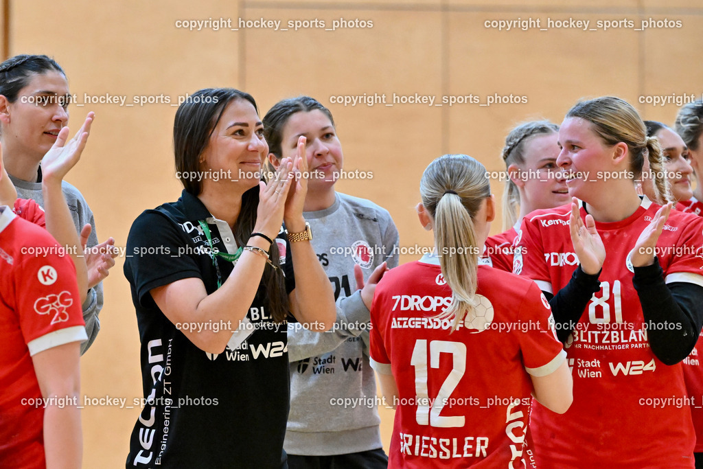 SC Ferlach vs. WAT Atzgersdorf | SUJER Melanie WAT Atzgersdorf, Jubel WAT Atzgersdorf Mannschaft, SC Ferlach vs. WAT Atzgersdorf, SC Ferlach vs. WAT Atzgersdorf am 12.05.2024 in Ferlach (Ballspielhalle Ferlach), Austria, (Photo by Bernd Stefan)