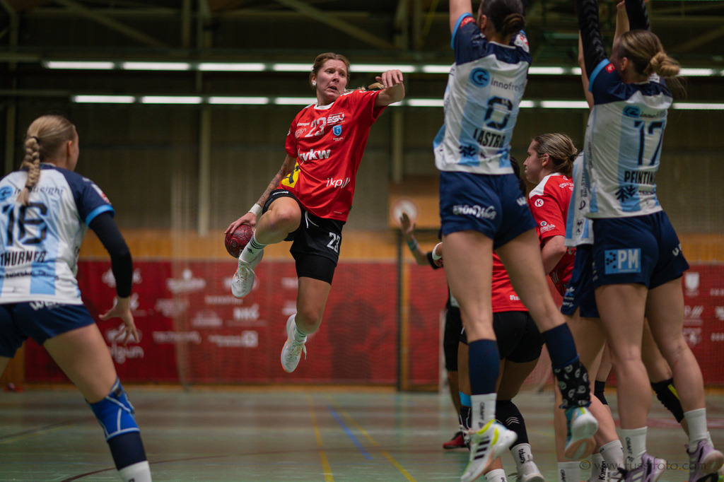 DSC_6037 | "Fussifoto.com – Ihr Ansprechpartner für hochwertige Fotografie! Entdecken Sie kreative Bilder und professionelle Dienstleistungen. Kontaktieren Sie uns für Ihre Projekte!"