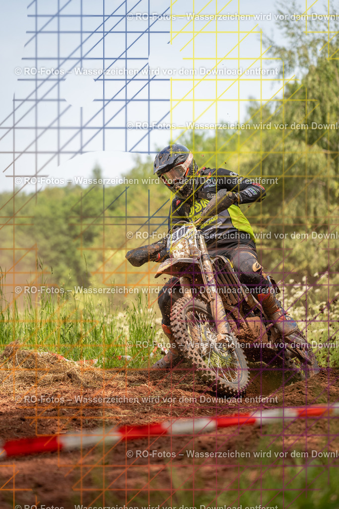 Wolfshausen 5 Lauf -443 | Sportfotografie von RO-Fotos: Motorsport, Motocross, Enduro, Laufveranstaltungen und Triathlon. Professionelle Fotos von Sportlern und Events. - Realisiert mit Pictrs.com