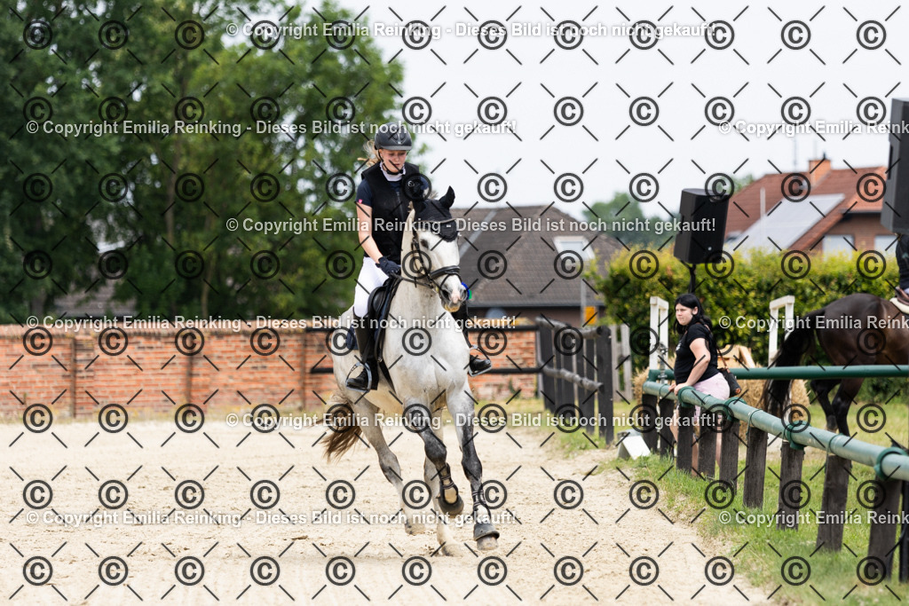 CL5A7180 | Emilia Reinking Fotografie - Realisiert mit Pictrs.com