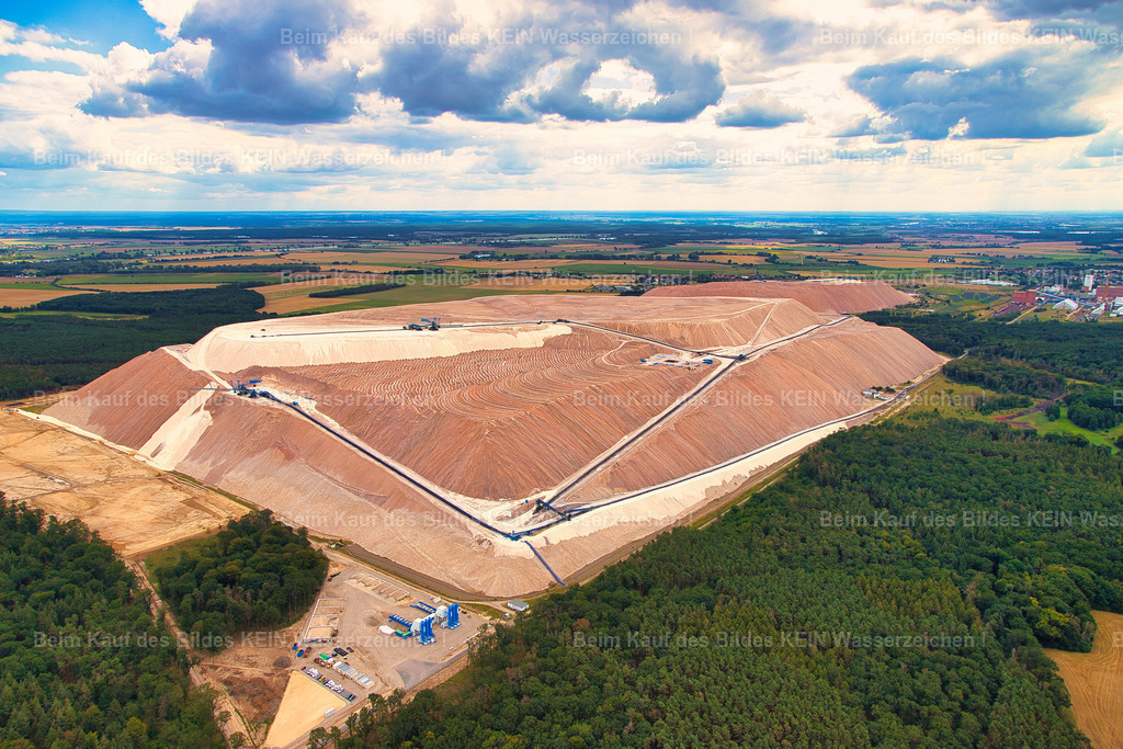 Kalimandscharo_Zielitz_Kalihalde_7352 | Kalimandscharo Kalihalde Zielitz - Realisiert mit Pictrs.com