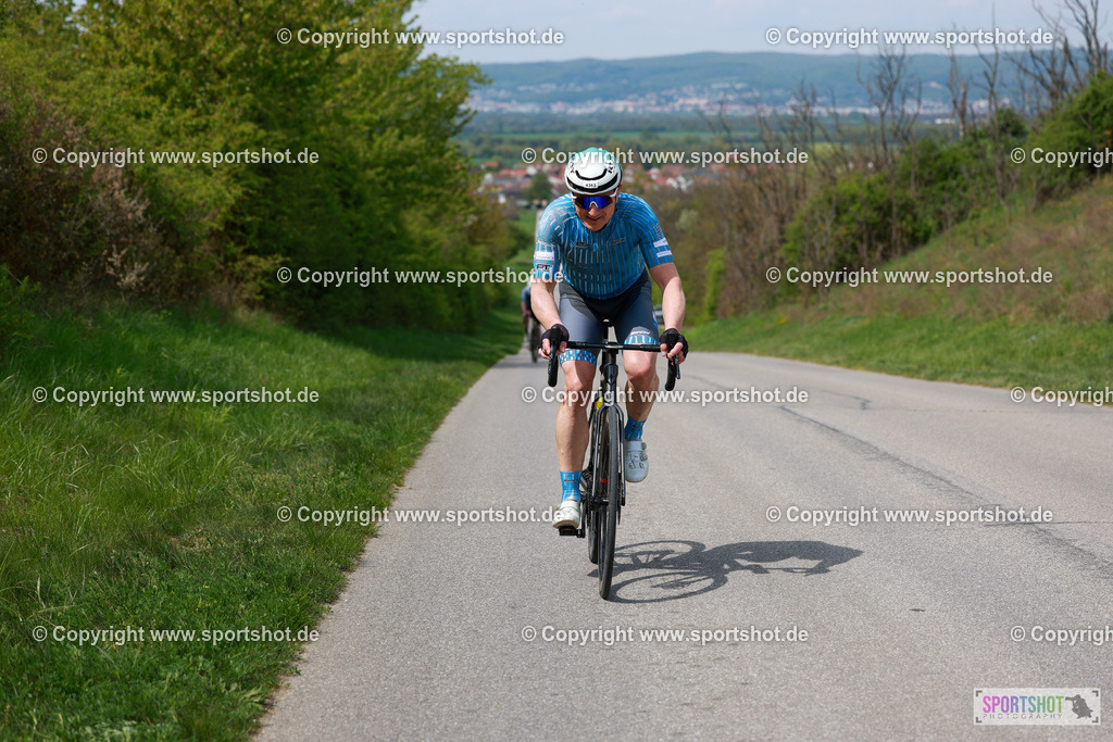 106_AR6_0046 | Neusiedlersee Radmarathon 2026@sportshot_your_pictrs #yourpictures#roadtowm2029 #nrm #neusiedlerseeradmarathon #neusiedlersee #neusiedlerseetourismus #burgenland #mörbisch #nrm26 #burgenlandtourismus #voglundco #poweredbyburgenlandtourismus #radsport #rad #marathon #ucigranfondo #visitburgenland #ucigranfondoworldseries