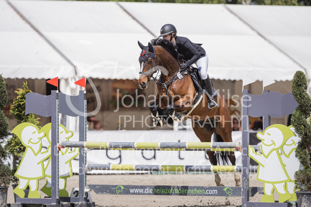 230519_MayDays_A2-Spr-U25-342 | Deine schönsten Turniermomente als professionelle Fotos! Entdecke hochwertige Pferdesport-Fotografie im Online-Shop. Jetzt Fotos finden & bestellen!