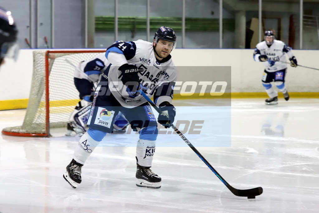 Dennis Schlicht - EHC Neuwied | Dennis Schlicht - EHC Neuwied - Realisiert mit Pictrs.com