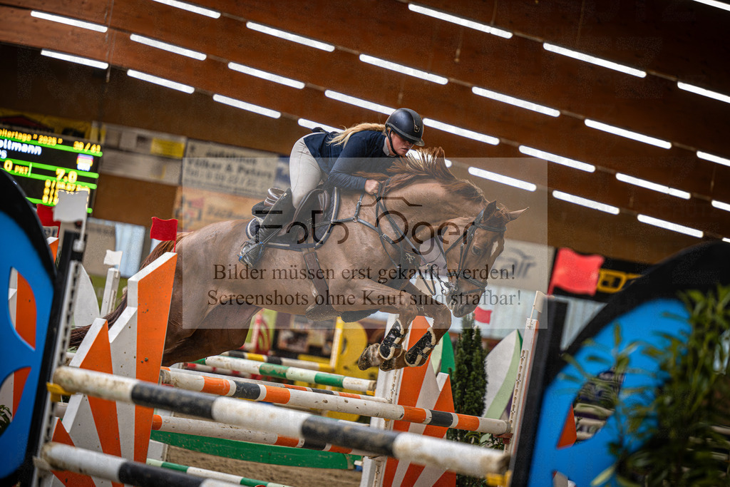 DOS_2379 | Entdecke hochwertige Reitturnierfotos von Foto Oger. Professionell, emotional und authentisch – jetzt Lieblingsmomente im Shop bestellen.Deutschlandweite Turnierfotografie. - Realisiert mit Pictrs.com