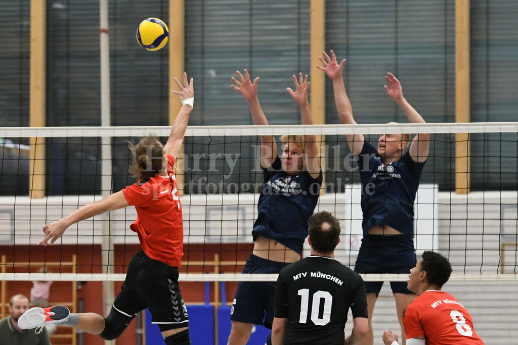 TSV 1861 Deggendorf : MTV München II | Ha-Ri; Sportfotografie Ha-Ri; Sporfotografie Harry Rindler; Sport Deggendorf; Sportbilder Deggendorf; Sportfotos Deggendorf; Sportfotos Niederbayern; Sportbilder Niederbayern; Amateursport Niederbayern; Bayern;  - Realisiert mit Pictrs.com